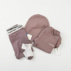 Set 4 Piezas Calvin Klein Uniset para Bebé Niña 18M